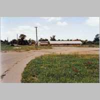 111-1418 Hier etwa stand das Steintor, gesehen 1994.jpg